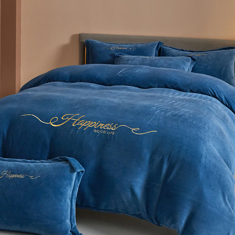 Set di biancheria da letto in peluche ricamato Happiness (4 pezzi) - image 12