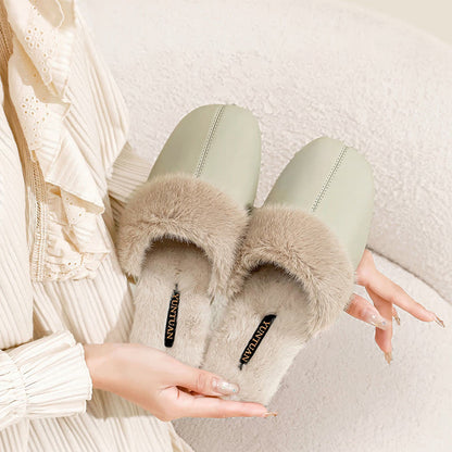Semplici pantofole da casa in peluche - image 3