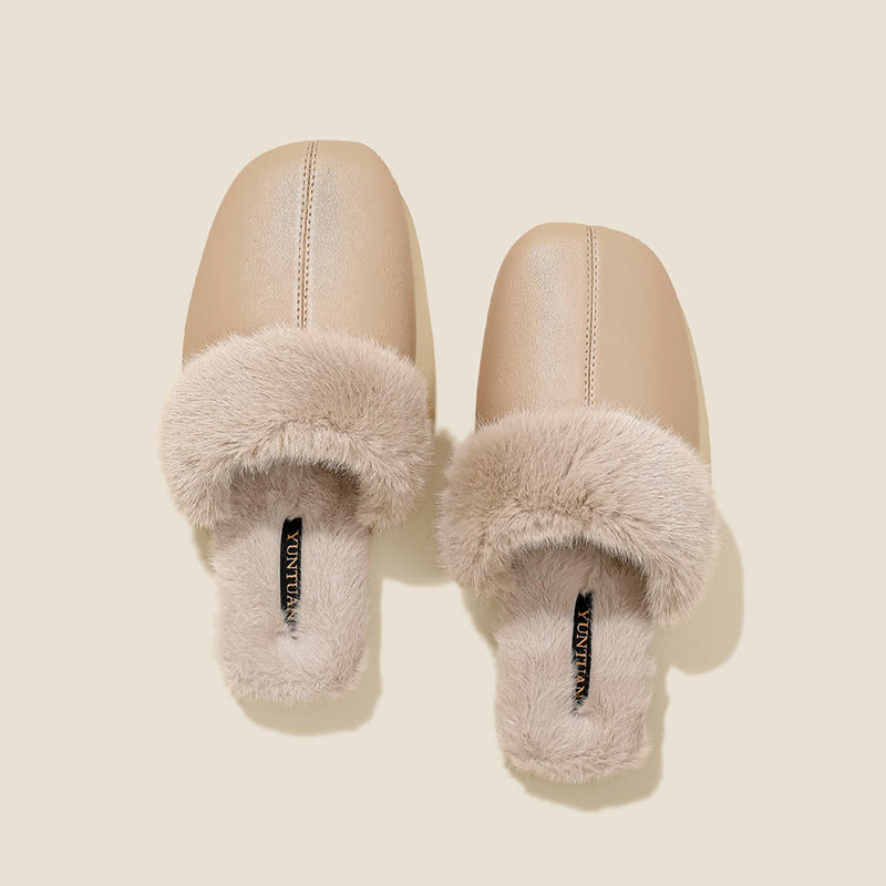 Semplici pantofole da casa in peluche - image 5