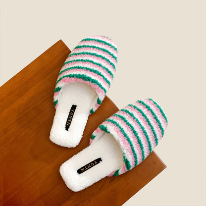 Pantofole calde a righe in peluche - image 7