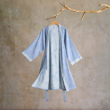 Grazioso kimono in garza di cotone con fiori di prugna - Blu - L - image 0