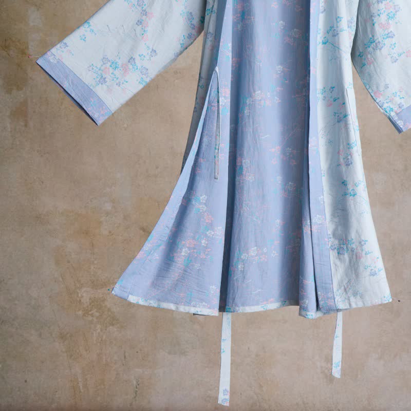 Grazioso kimono in garza di cotone con fiori di prugna - image 11