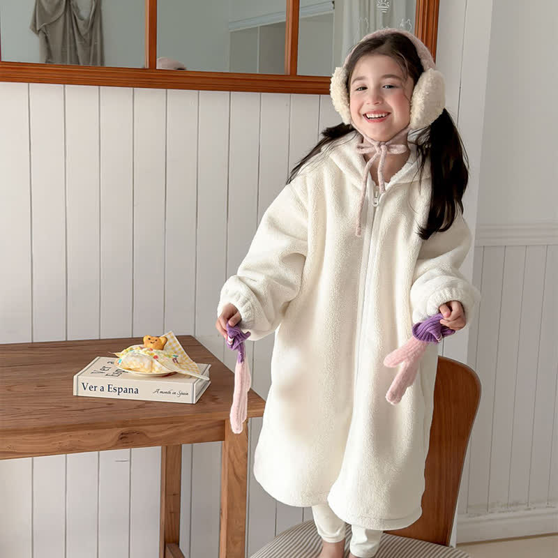 Semplice accappatoio per bambini con cappuccio e cerniera in peluche - image 3