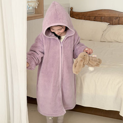 Semplice accappatoio per bambini con cappuccio e cerniera in peluche - image 24