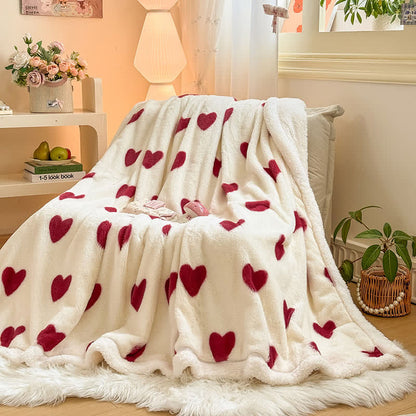 Coperta in pile di peluche con motivo a cuore - image 1