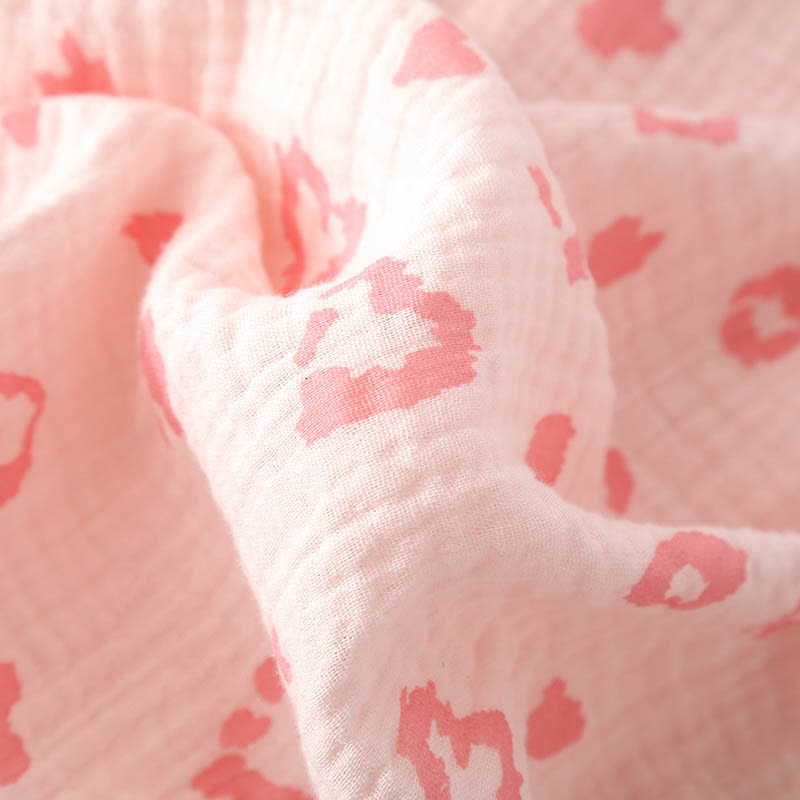 Pigiama in cotone con stampa leopardata a forma di cuore - image 9