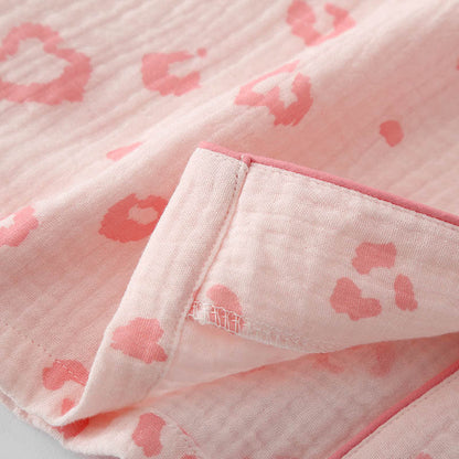 Pigiama in cotone con stampa leopardata a forma di cuore - image 6