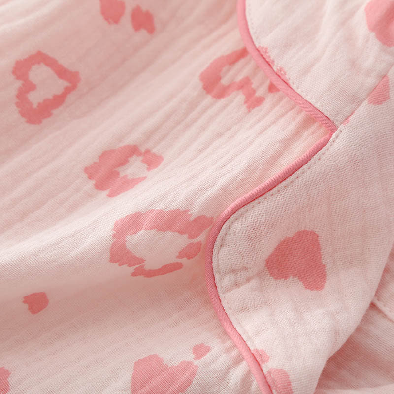 Pigiama in cotone con stampa leopardata a forma di cuore - image 10