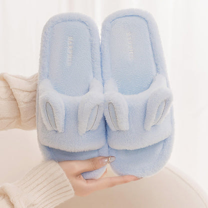 Ciabatte aperte a forma di coniglietto in peluche - image 3