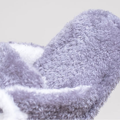 Pantofole di peluche con lacci e punta chiusa a forma di zampa di gatto - image 17
