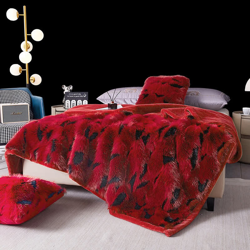 Coperta moderna in pelliccia sintetica di lusso - Rosso - Matrimoniale - image 1