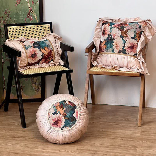 Cuscino floreale con motivo papavero e bordo arricciato - image 0