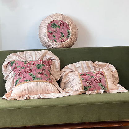 Cuscino floreale con bordo arricciato - image 3