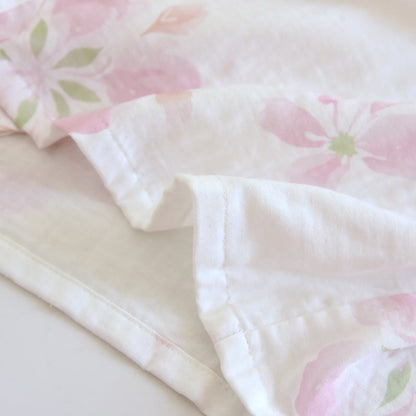 Accappatoio kimono in garza di cotone con fiori di ciliegio - image 10