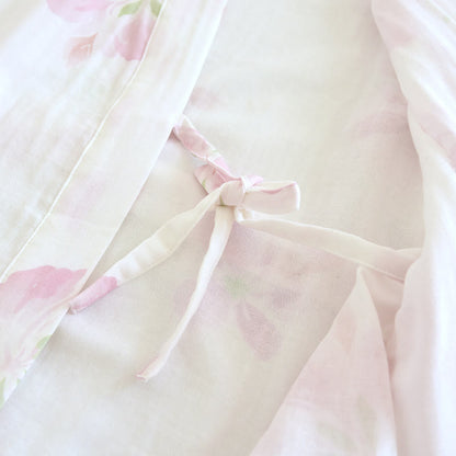Accappatoio kimono in garza di cotone con fiori di ciliegio - image 9