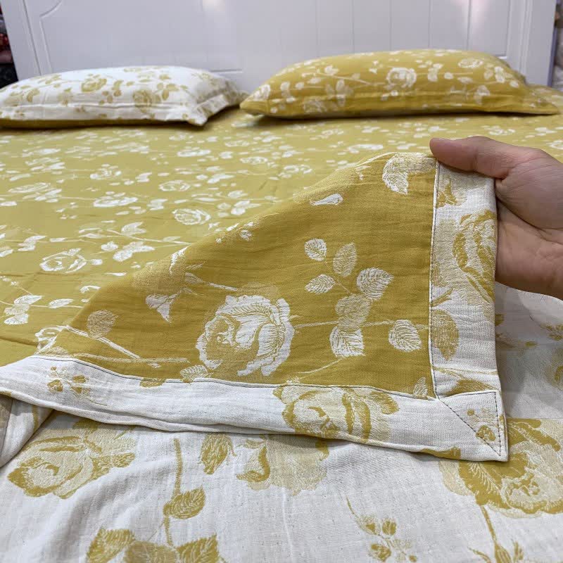 Copriletto reversibile in cotone con rose gialle - image 1