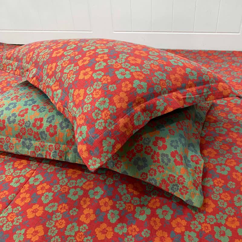 Copriletto reversibile in cotone con motivo floreale pastorale - Rosso - 2 federe - 48cm x 74cm - image 4