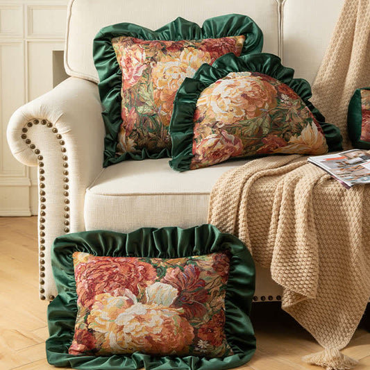 Cuscino con volant e motivo di peonie dipinto a olio - image 0