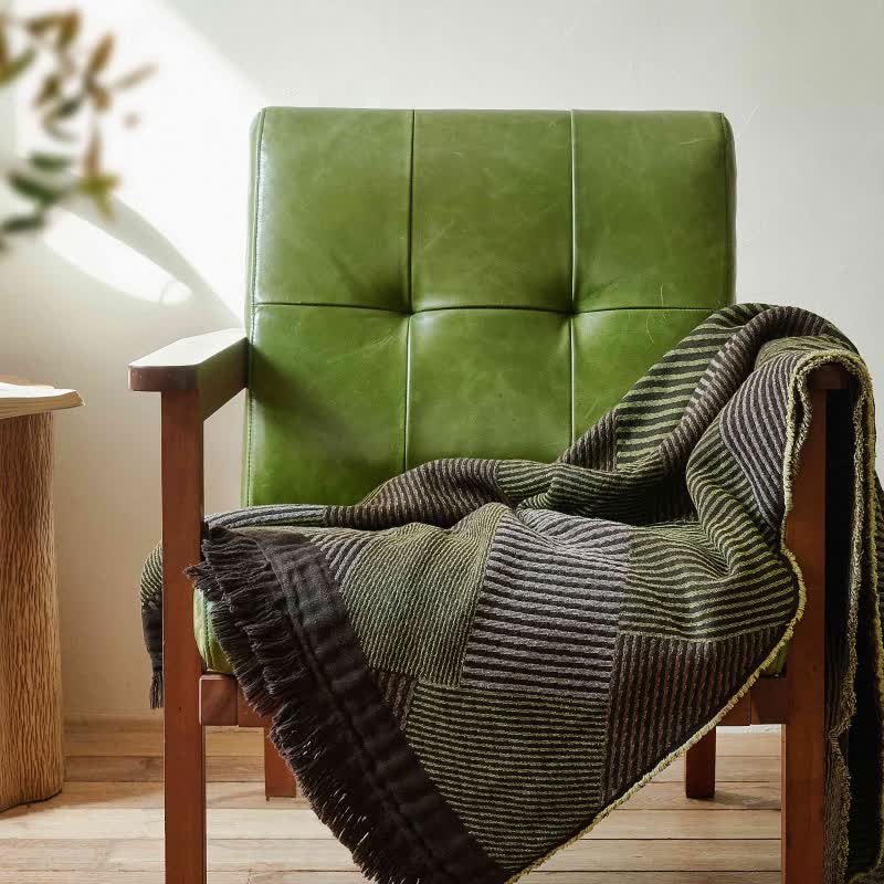 Coperta in cotone a righe sottili con nappe - image 1