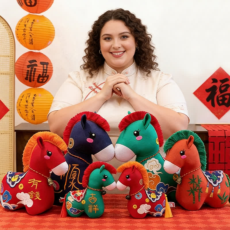 Collezione di peluche dell'anno del cavallo dello zodiaco cinese - image 1