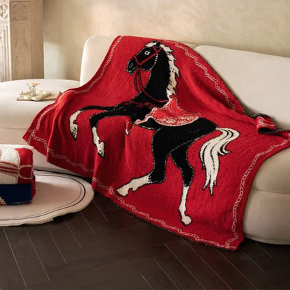 Coperta lavorata a maglia con motivo a cavallo festivo - image 3