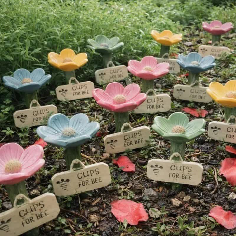 Stazione di irrigazione per api in resina a forma di fiore - image 1