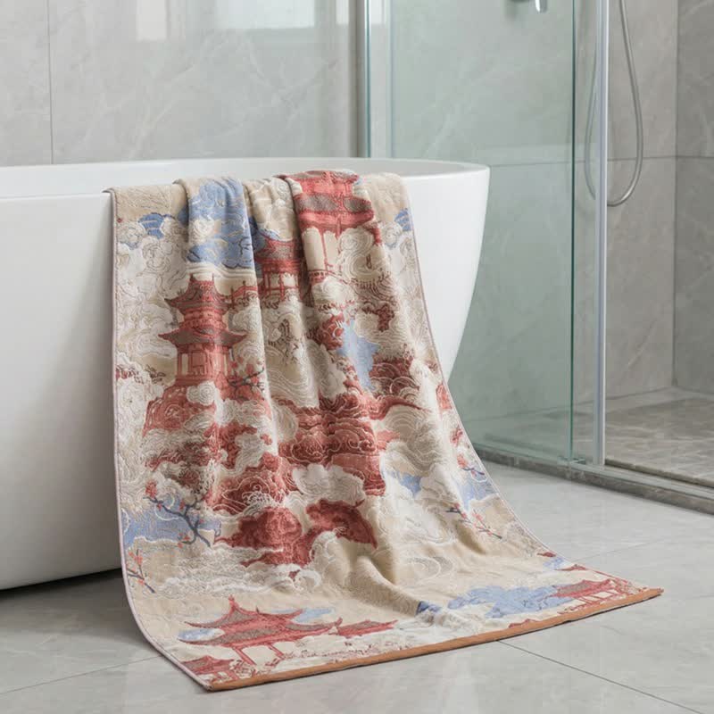 Asciugamano da bagno in cotone con motivo orientale Cloud & Pavilion - image 1