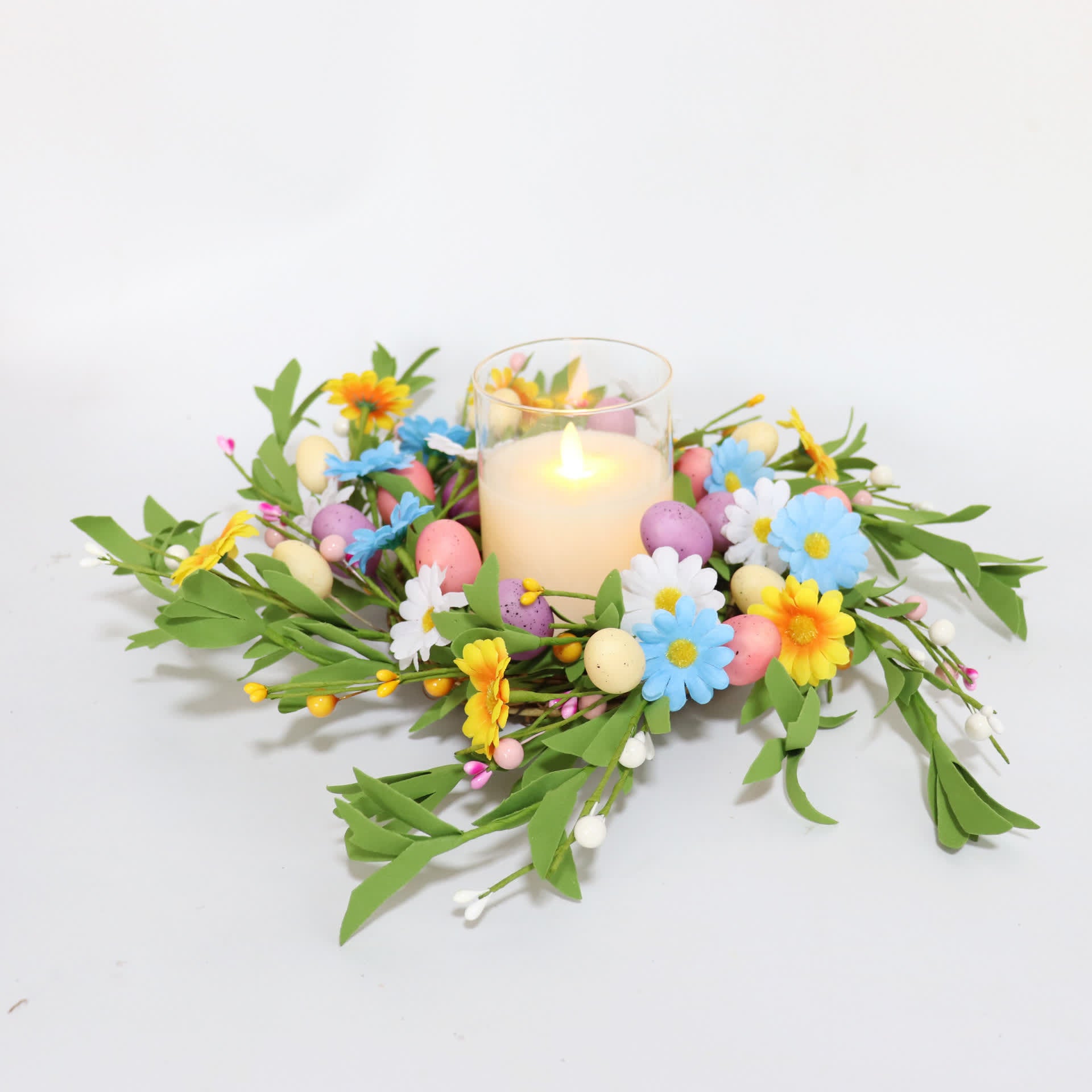 Corona di candele a forma di uovo di Pasqua con fiori di campo - image 1