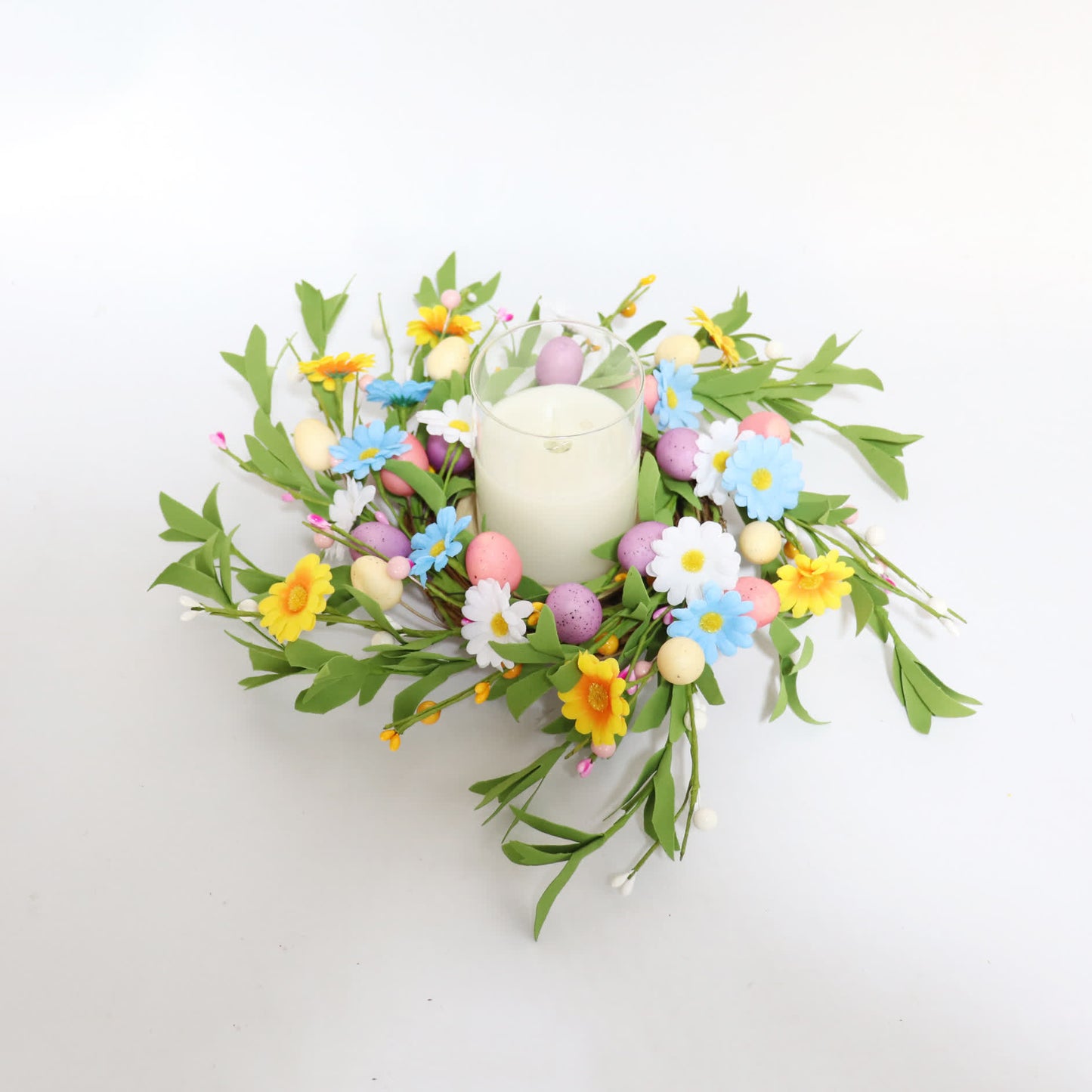 Corona di candele a forma di uovo di Pasqua con fiori di campo - image 2