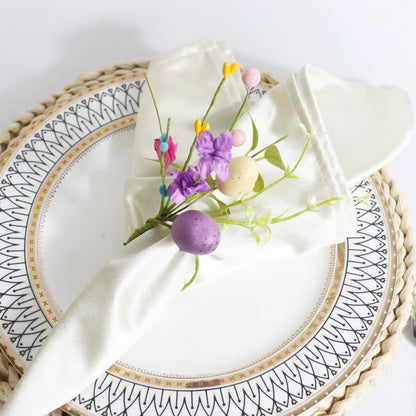 Set di anelli per tovaglioli con fiori finti a forma di uovo di Pasqua - image 2