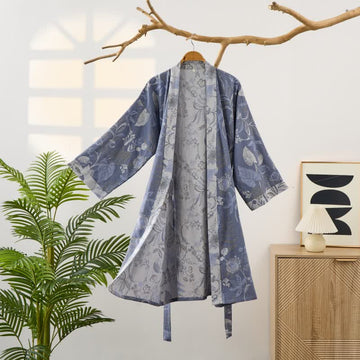 Kimono in garza di cotone con foglie pastorali - image 0