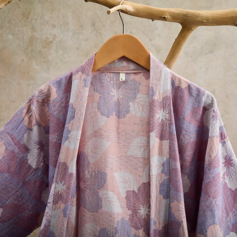 Kimono in garza di cotone con fiori di ciliegio - image 11
