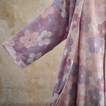 Kimono in garza di cotone con fiori di ciliegio - image 13