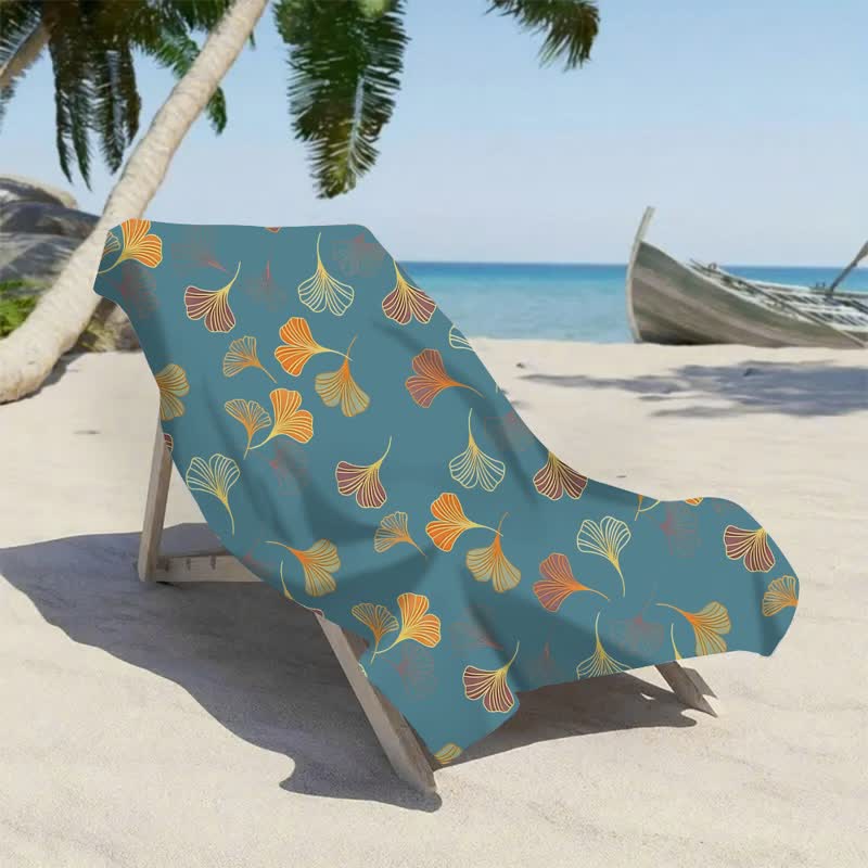 Elegante telo mare con foglie di ginkgo - image 1