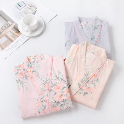Kimono in garza di cotone a fantasia floreale rosa - image 1