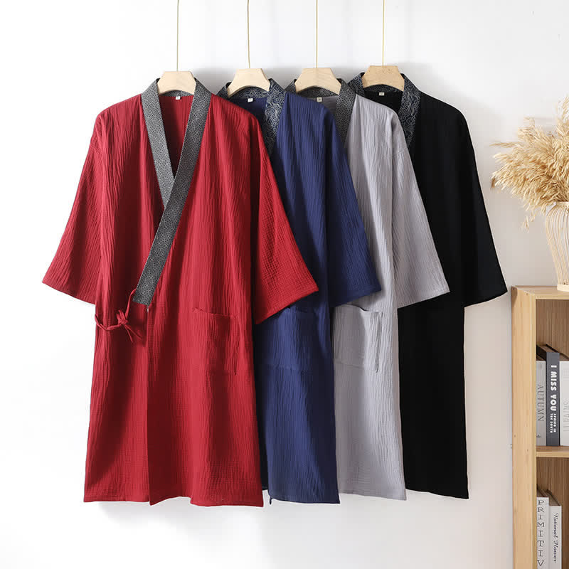 Accappatoio classico in garza di cotone con finiture decorative. - image 0