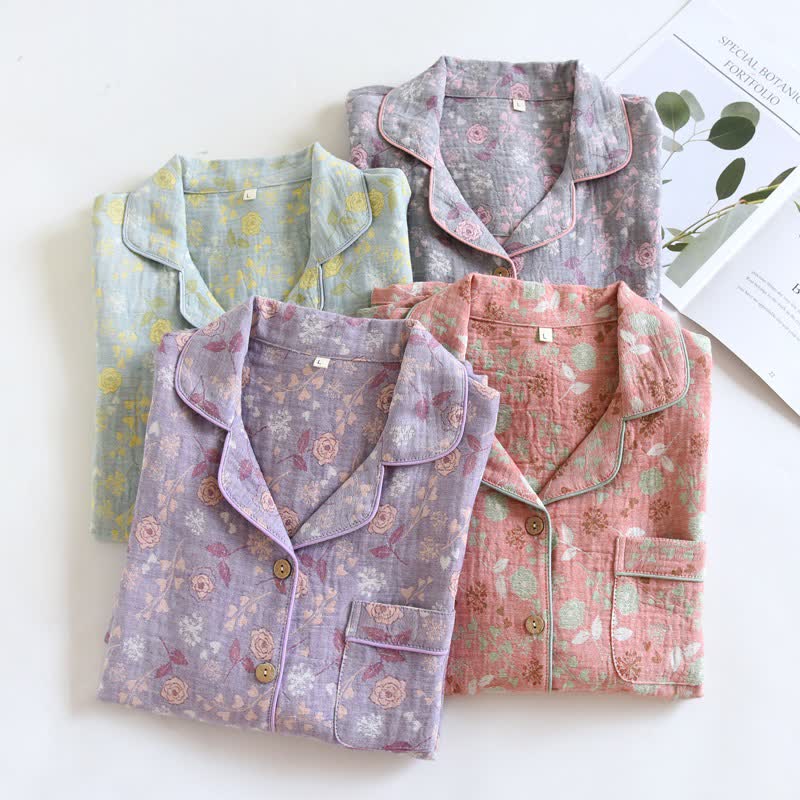Set pigiama in cotone jacquard con motivo a rose, ispirato allo stile vintage. - image 1