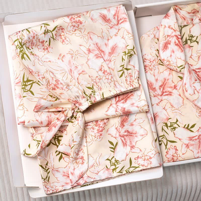 Set pigiama rustico rosa con motivo floreale e foglie - image 6