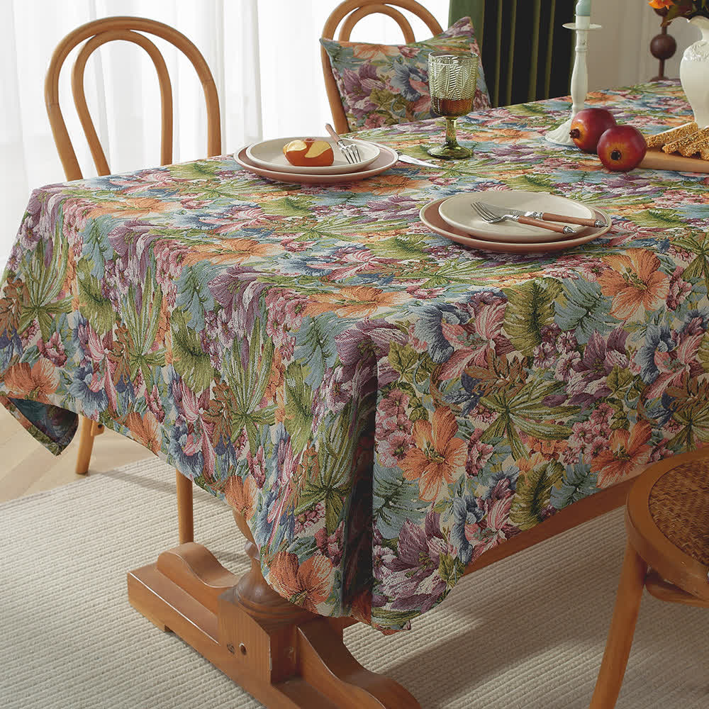 Tovaglia jacquard con motivo floreale pittorico - image 1