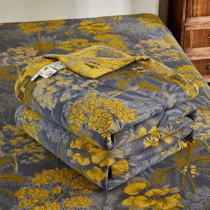 Trapunta jacquard con motivo botanico ad albero in garza di cotone - image 6