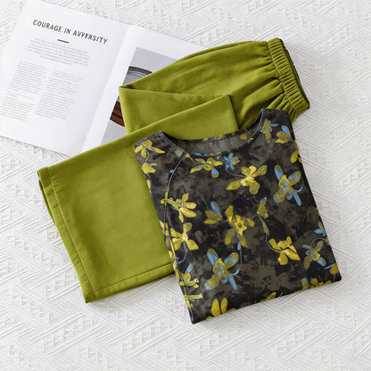 Set pigiama retrò con motivi floreali di ispirazione orientale. - image 7