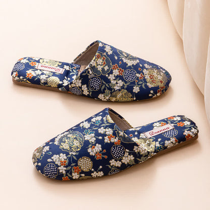 Pantofole da casa in raso ricamato in stile Chinoiserie - Blu navy - 2XL - image 14