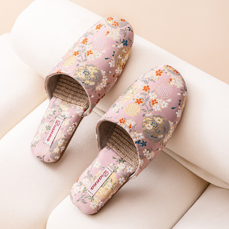Pantofole da casa in raso ricamato in stile Chinoiserie - Rosa - L - image 4