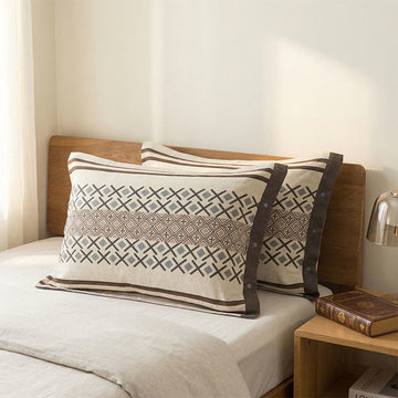 Federe in garza di cotone con bottoni e motivo geometrico (2 pezzi) - Beige - 52 cm x 76 cm - image 0