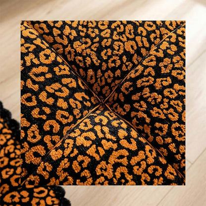 Cuscino decorativo quadrato con stampa leopardata - image 1