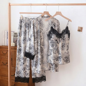 Elegante set di vestaglie nere con pizzo floreale (3 pezzi) - Bianco - XL - image 0