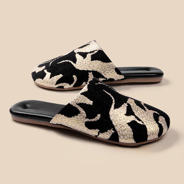 Pantofole da interno chiuse con motivo animalier jacquard - Nero - 2XL - image 0