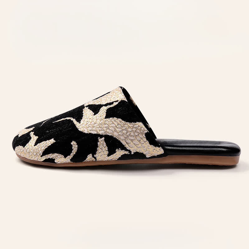 Pantofole da interno chiuse con motivo animalier jacquard - image 6