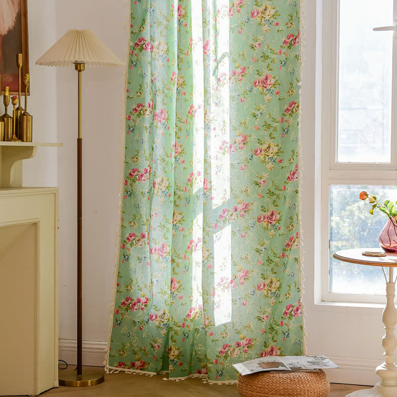 Tenda rustica con rose verdi e nappe - image 4