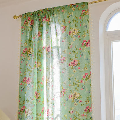 Tenda rustica con rose verdi e nappe - image 6